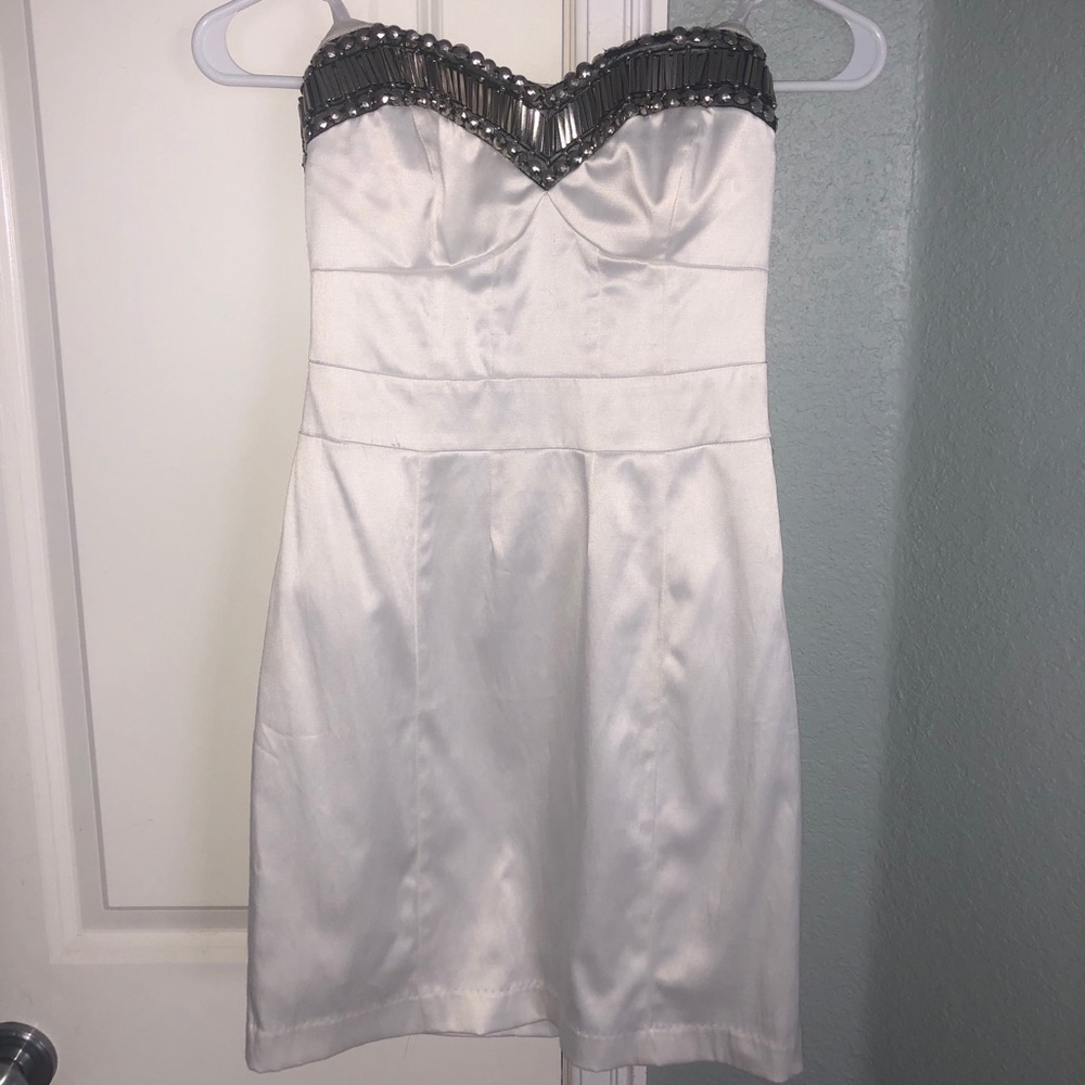 White Bebe xs or 0 mini dress